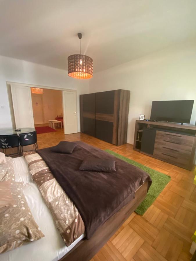 Promenade Guesthouse Near The Danube Будапеща Екстериор снимка