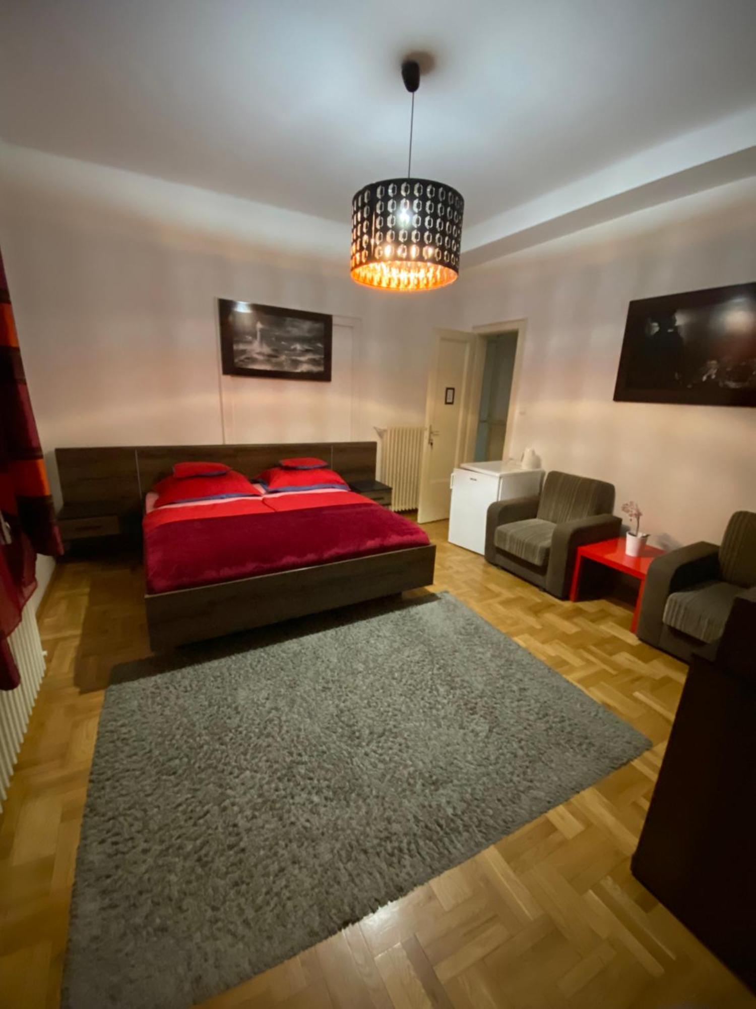 Promenade Guesthouse Near The Danube Будапеща Екстериор снимка